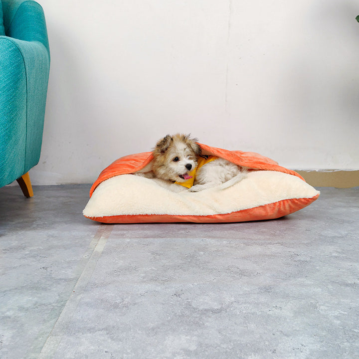 Bite resistant pet sleeping bag